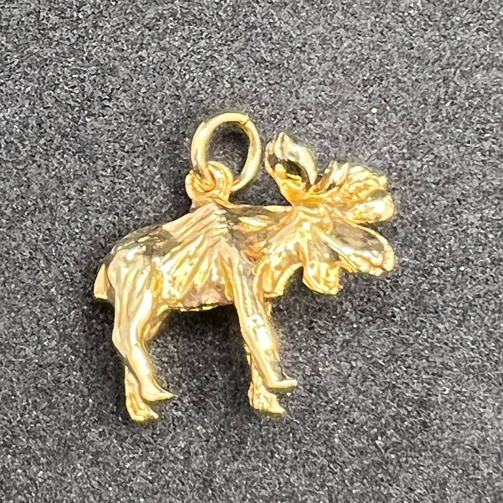 Gold Tone Moose Charm